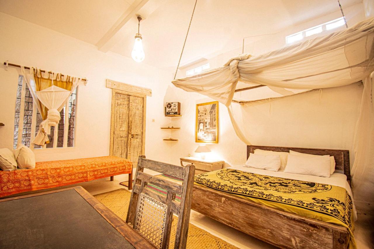 Mami Wata House Bed & Breakfast Kwale Екстериор снимка