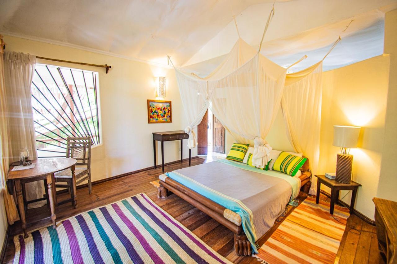 Mami Wata House Bed & Breakfast Kwale Екстериор снимка