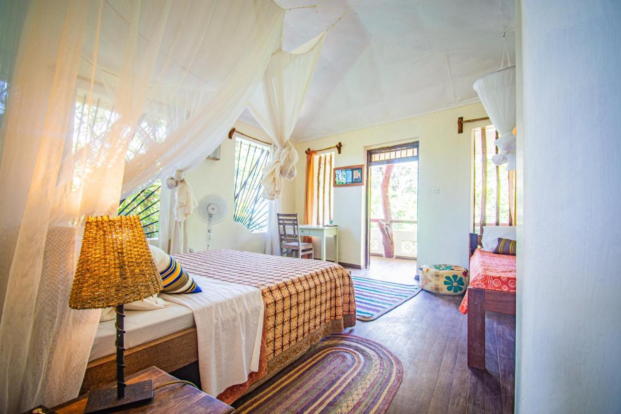 Mami Wata House Bed & Breakfast Kwale Екстериор снимка