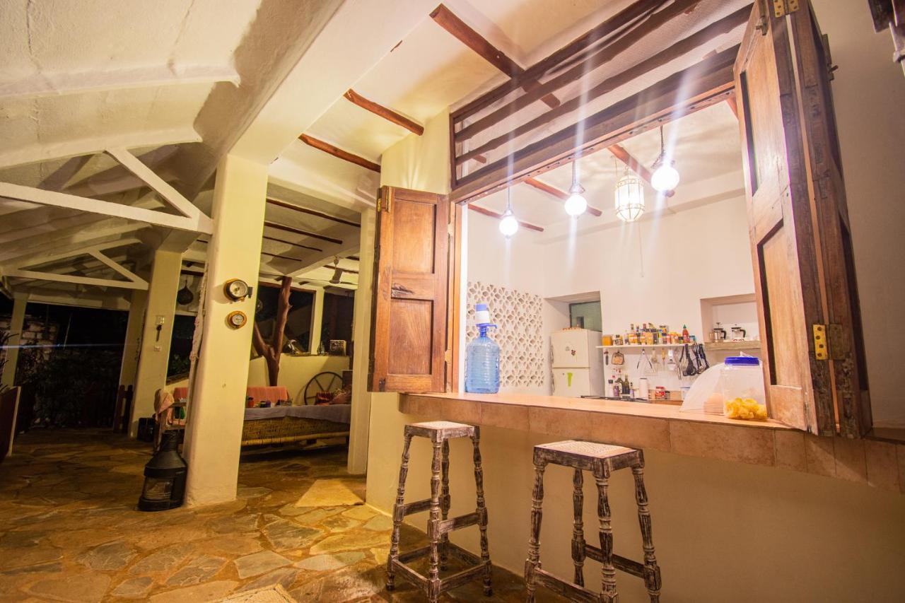 Mami Wata House Bed & Breakfast Kwale Екстериор снимка